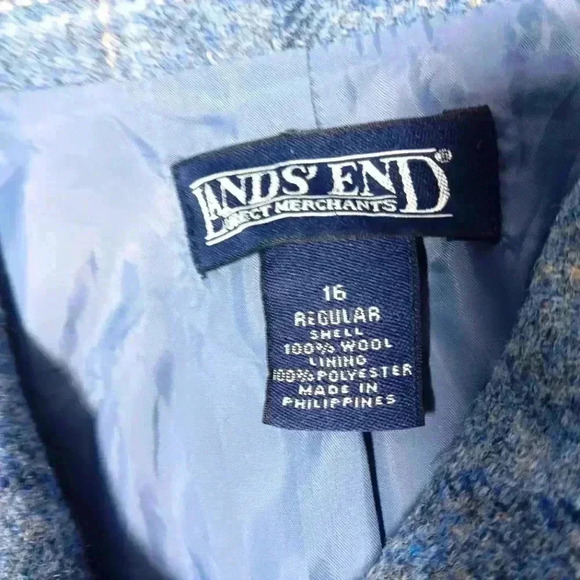 Lands End 💯 Wool ladies Blue plaid Blazer. Size 16 - Picture 8 of 9